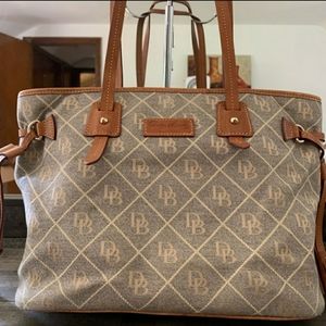 Large Dooney & Bourke Tote